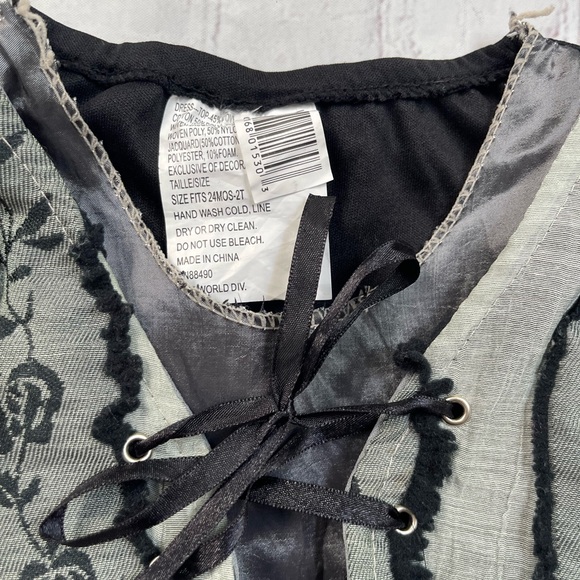 Fun world lil goth rose witch Halloween costume baby girl 24M-2T - Picture 3 of 8